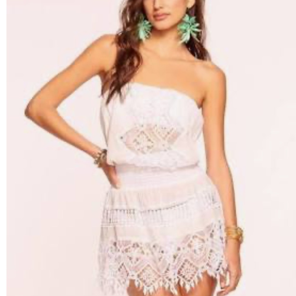 Elegant White Lace Strapless Cover Up
